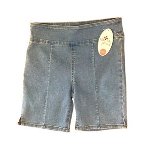 NWT Colorful Planet Teen Denim Jean  Bermuda Shorts XL 28” Inseam Light Wash